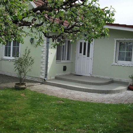 Holiday Home Balatonlelle/Balaton 19117 外观 照片